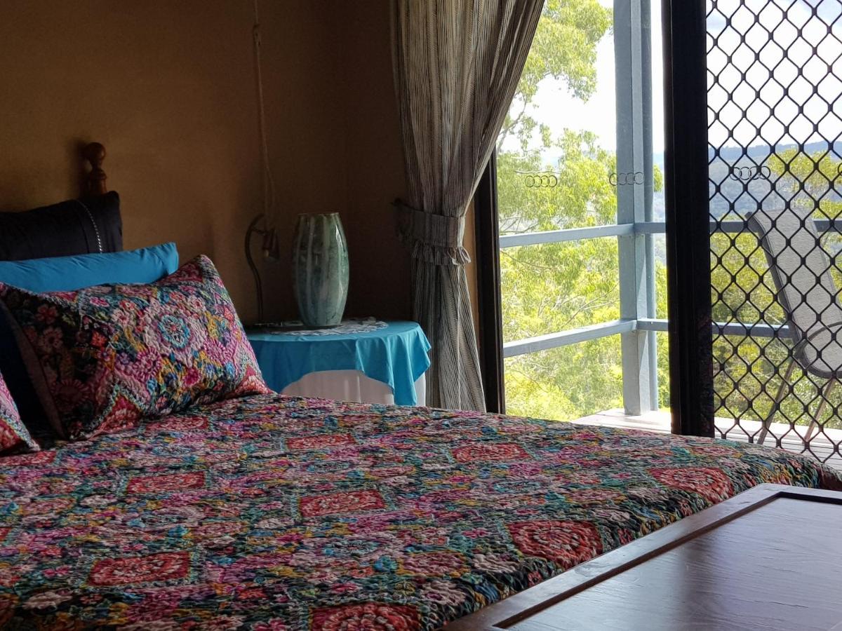 Mapleton Peaceful Provence Bnb Exterior photo
